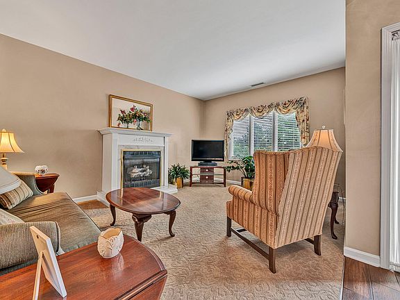 5th image of 515 Dillon Dr