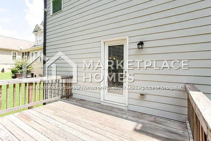 185 Russell Way — Photo 51