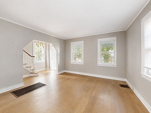 4th image of 74 2nd St