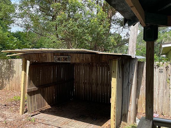 4th image of 3218 Crawfordville Hwy
