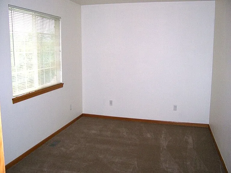 918 Richmond Dr #3 — Photo 6