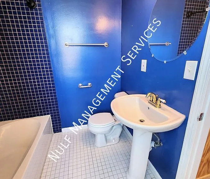 5170 Butler St #3 — Photo 7