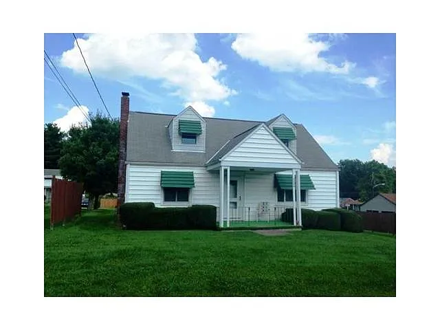 5026 Union St photo 1