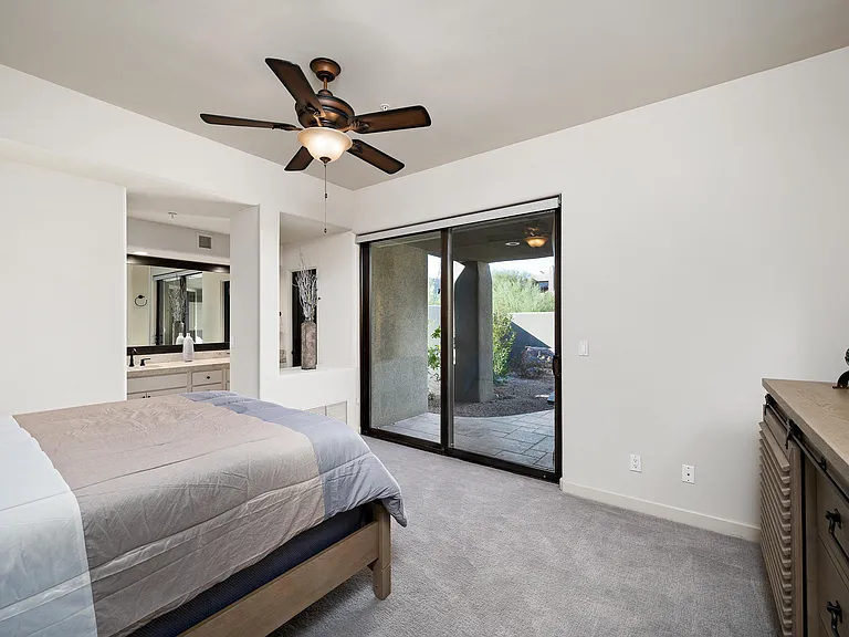 10071 E Graythorn Dr — Photo 17