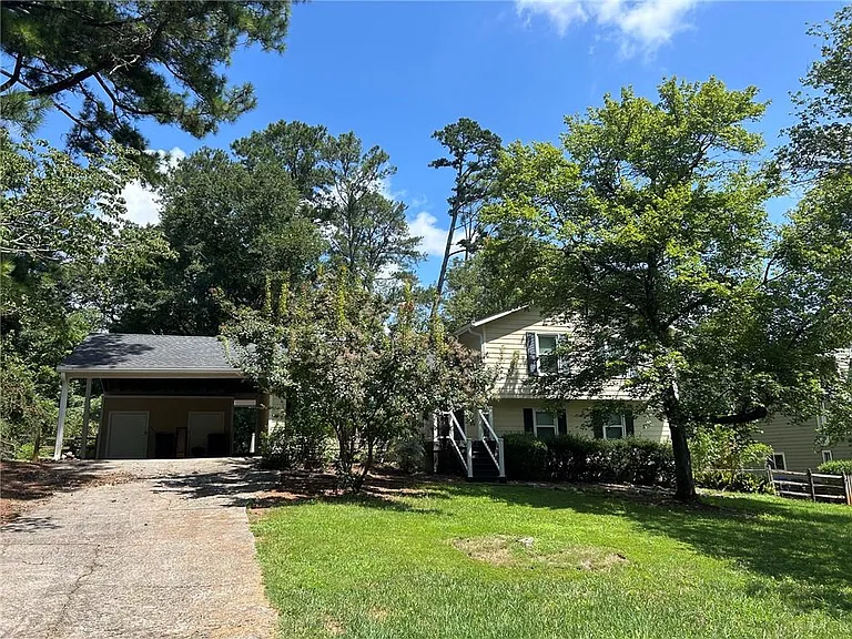9775 Loblolly Ln — Photo 1