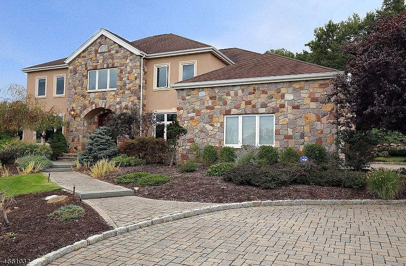 1st image of 46 Beachmont Ter