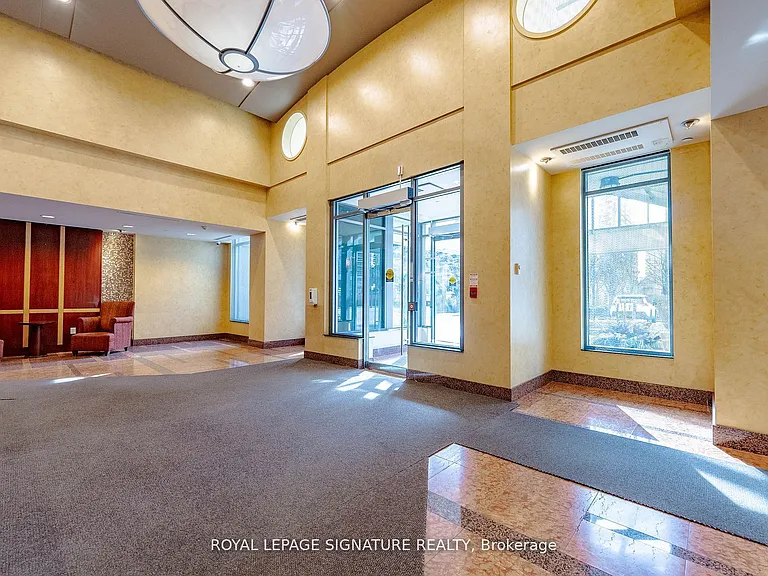 21 Hillcrest Ave #209 — Photo 33
