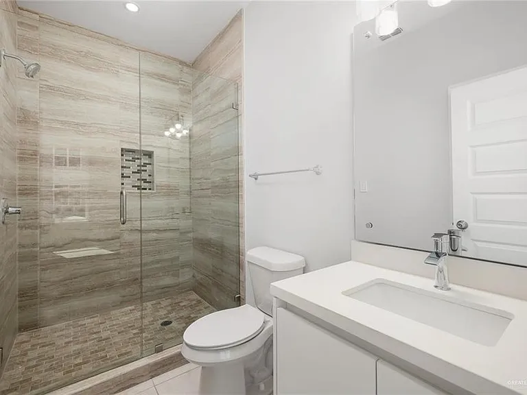 5407 N Crown Point — Photo 16