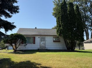 1376 108th Ave NE, Blaine, MN 55434