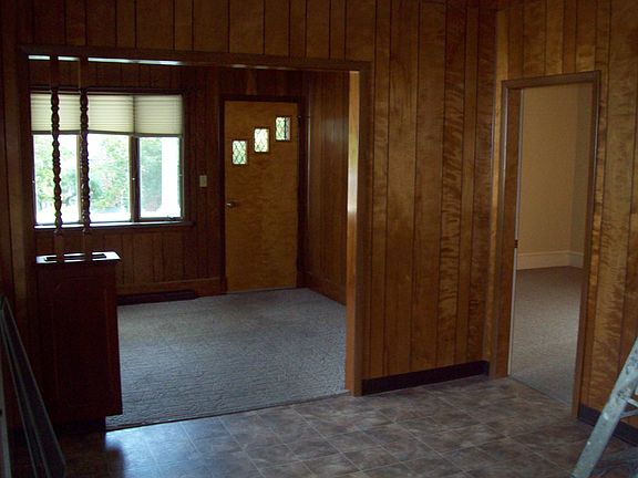 5th image of 143 Rockwood Ave