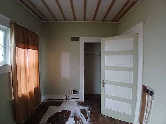 5th image of 1320 30th St