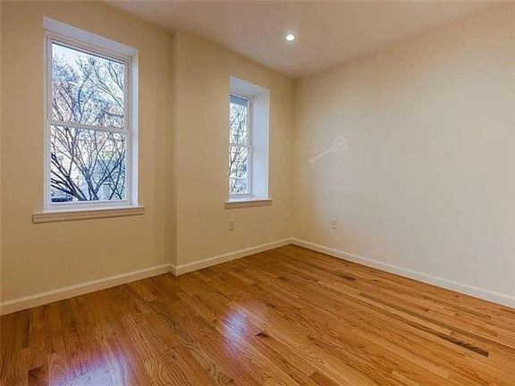 3rd image of 2848 W 15th St Unit 2D