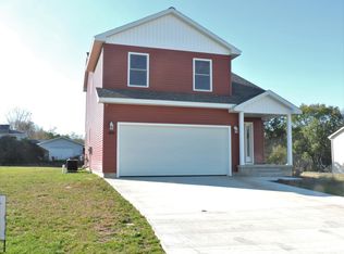 308 Brookside Ct, Big Rapids, MI 49307