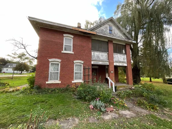 709 Spring St, Clermont, IA 52135