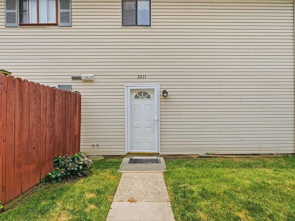1st image of 2471 Natchez Dr #D