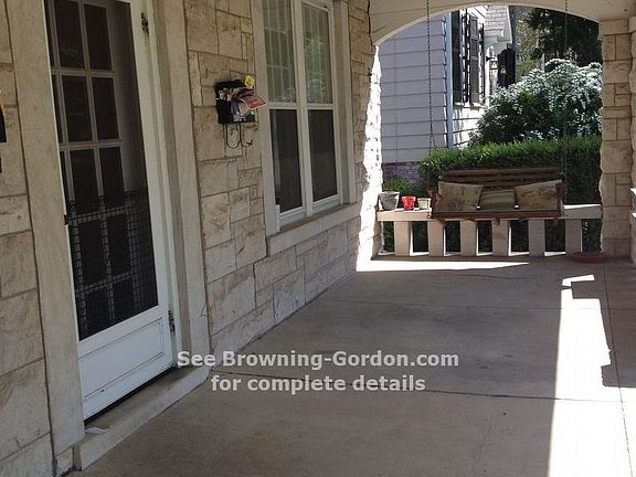 3rd image of 3726A Central Ave
