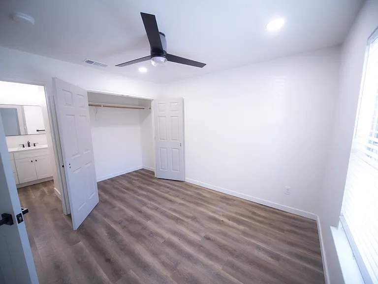 3235 S University Dr — Photo 33