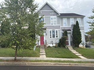 1907 Frederick Douglass Ct SE, Washington, DC 20020