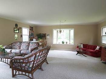 4th image of 54652 Windingbrook Dr