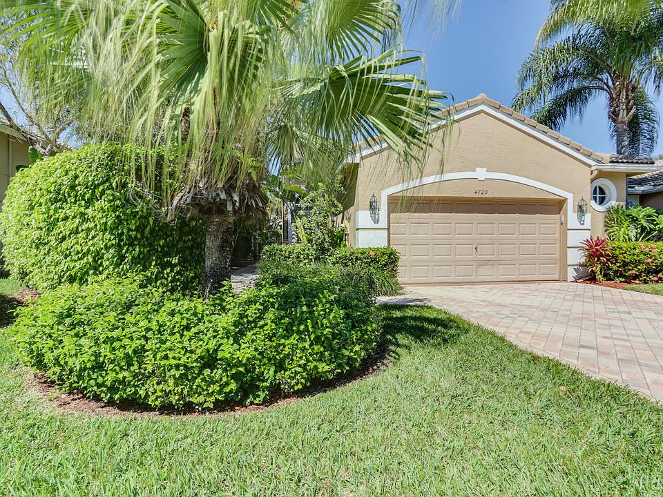 1st image of 4729 Carlton Golf Dr