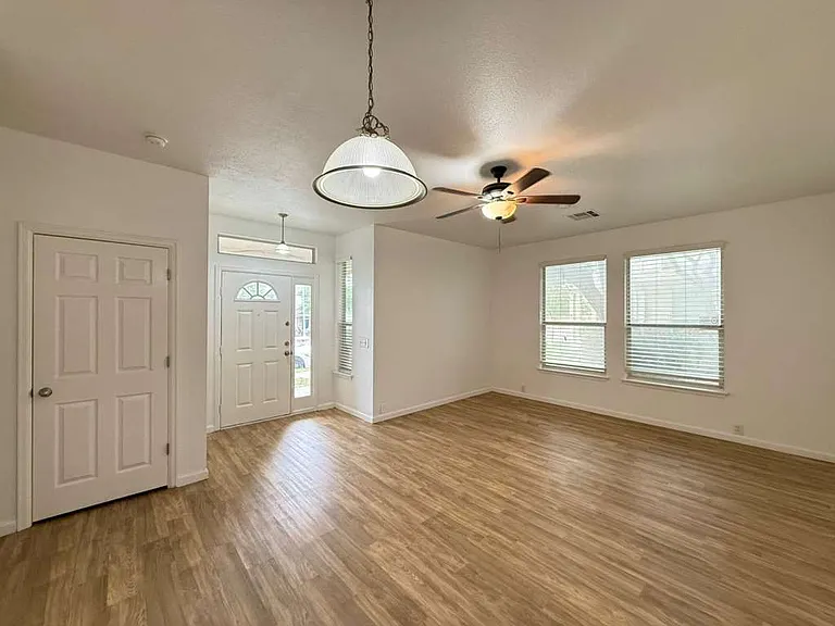 13313 Bristow Dawn — Photo 5