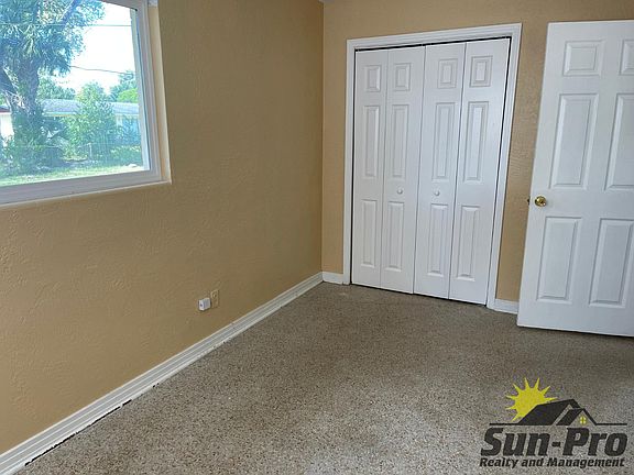 5th image of 1320 Imperial Dr