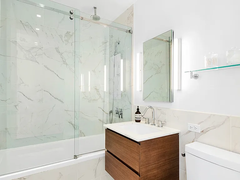 325 Lexington Ave #17D — Photo 5