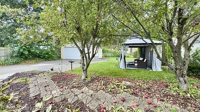 3321 Pine Grove Ave, photo 9
