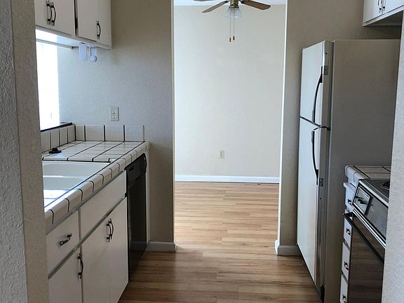 3rd image of 2519 Bonnie Ln