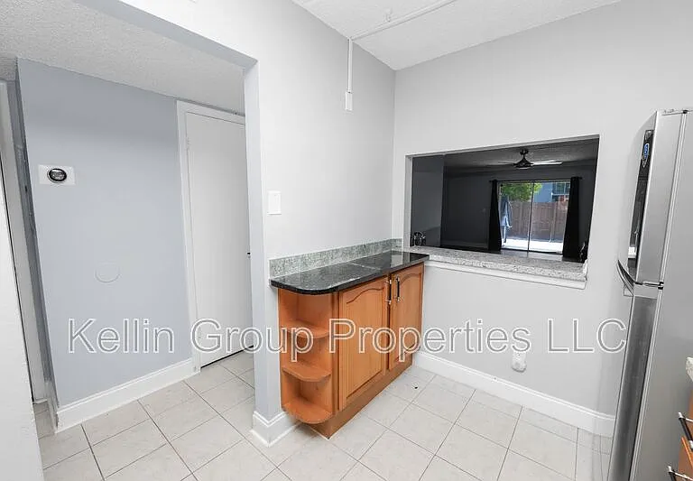 2862 Somerset Park Dr — Photo 5