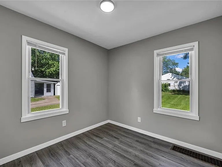 1291 Hardesty Blvd — Photo 11