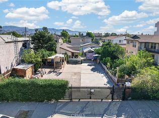 6856 Laurel Canyon Blvd, North Hollywood, CA 91605