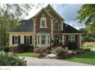 1032 Brookmeade Dr, Winston Salem, NC 27106
