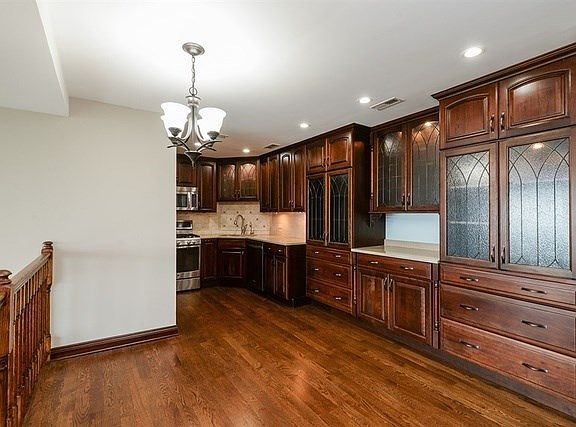 4th image of 3200 N Lake Shore Dr APT 706