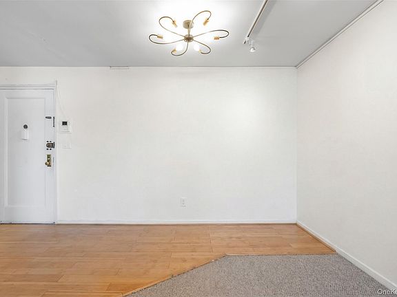 3rd image of 46 Terrace Circle #3F