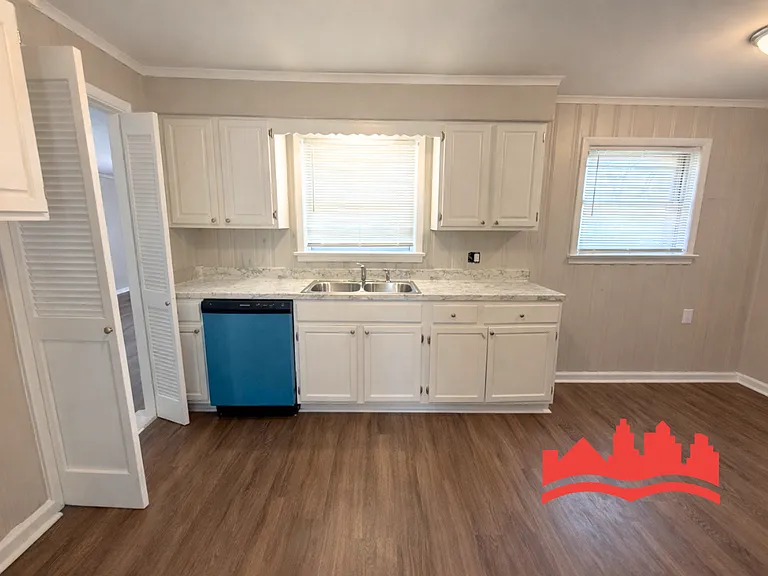 142 Jeanne Dr — Photo 11