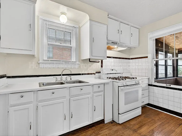 8817 Shady Grove Ave — Photo 20