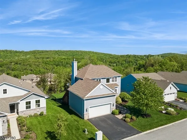 29 Coventry Rd, Hardyston Twp., NJ 07419