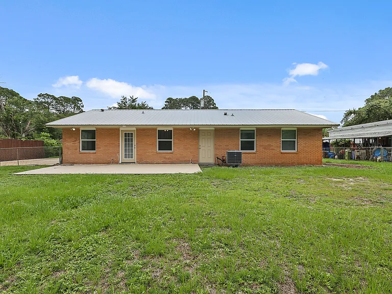 557 Kell Rd — Photo 26
