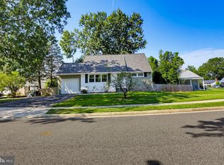 110 Thomas Rd, Glen Burnie, MD 21060