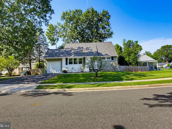 110 Thomas Rd, Glen Burnie, MD 21060