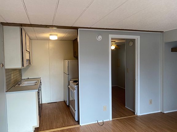 4th image of 2134 Eaton St #2134