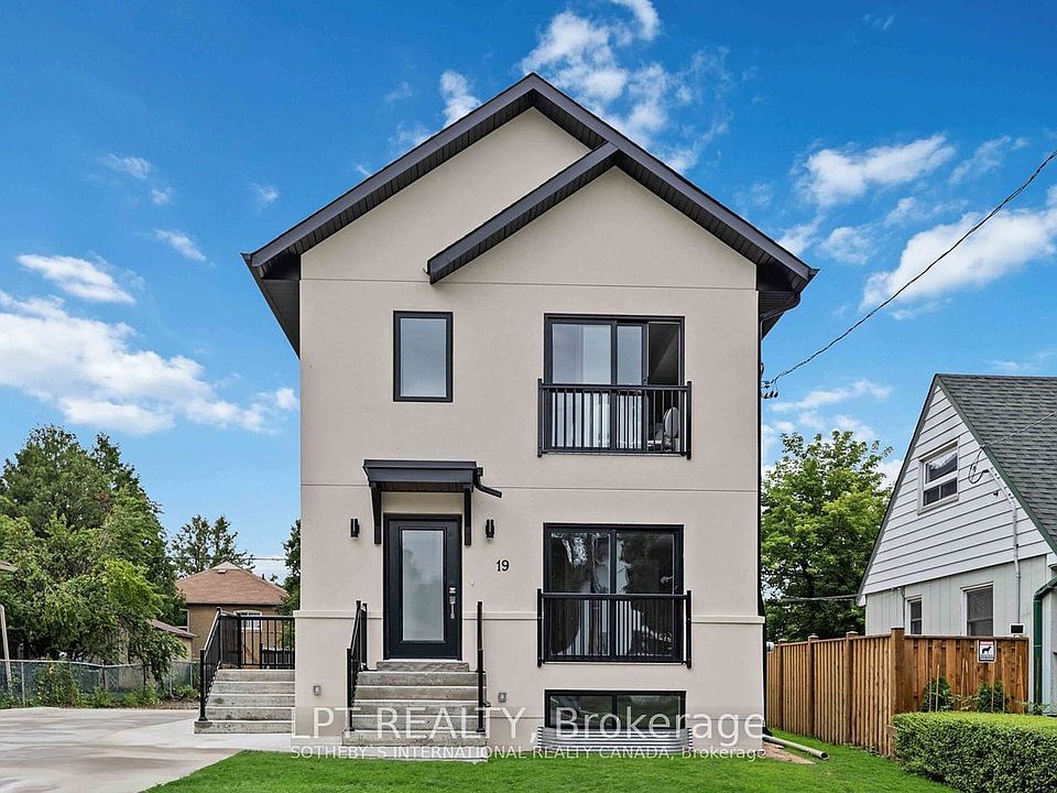 1st image of 19 Hatfield Cres #3