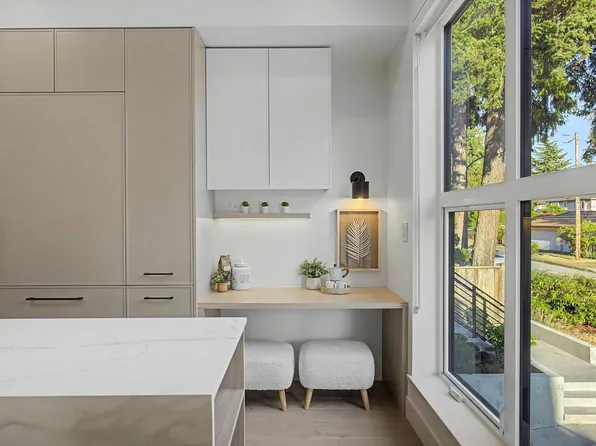 1483 W 52nd Ave, Vancouver, BC V6P 1H9