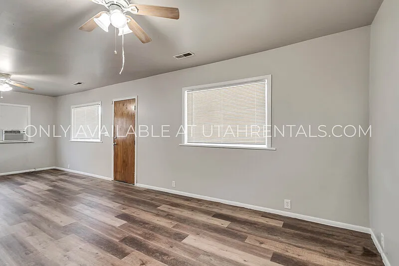 Building Photo - 142 N 900 W