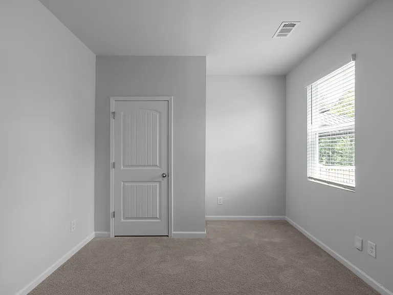59 Berkeley Trce — Photo 28