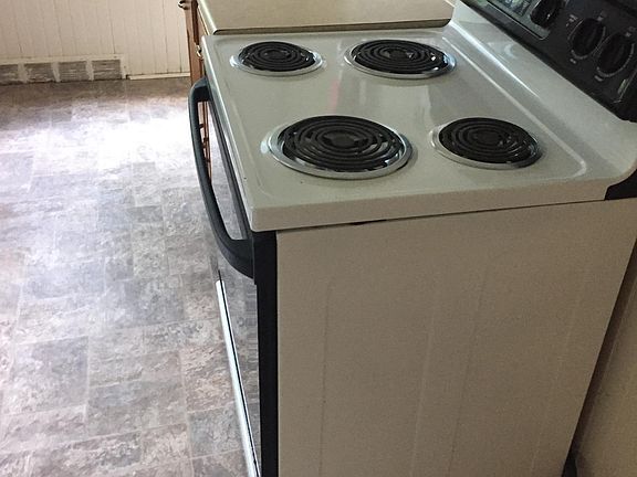3rd image of 241 N Thomas St #1B