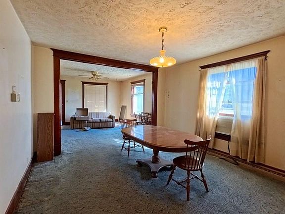 2nd image of 550 Pawnee Ave
