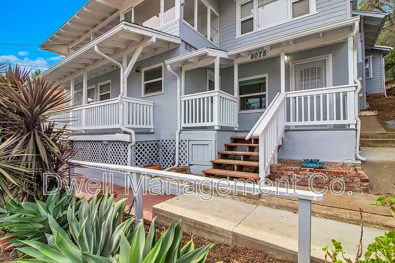 1 bed, 1.0 bath, $1,650 — Photo 1