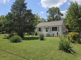 1818 Figures Ave, Columbia, TN 38401